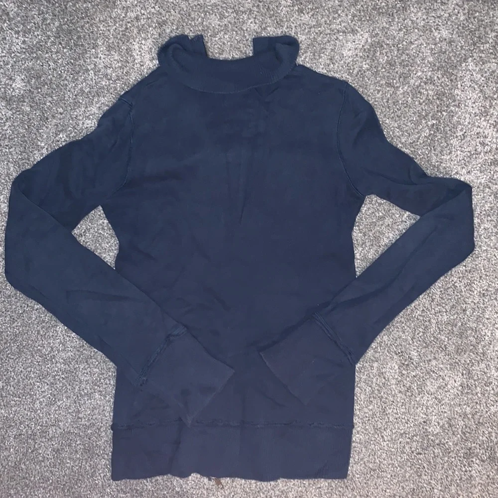 Hollister dark blue zip-up hoodie with no hood - Picture 4 of 4